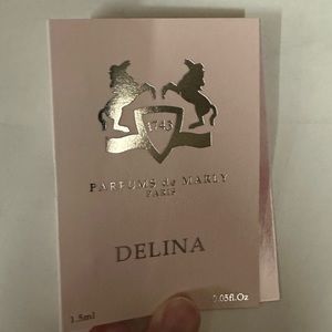 Parfu de Marly Delina 1.5ml Prada Paradoxe  1.2ml